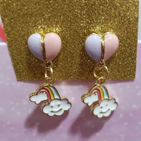 Pink and purple heart studs with rainbow charms. - Picture 1 of 1